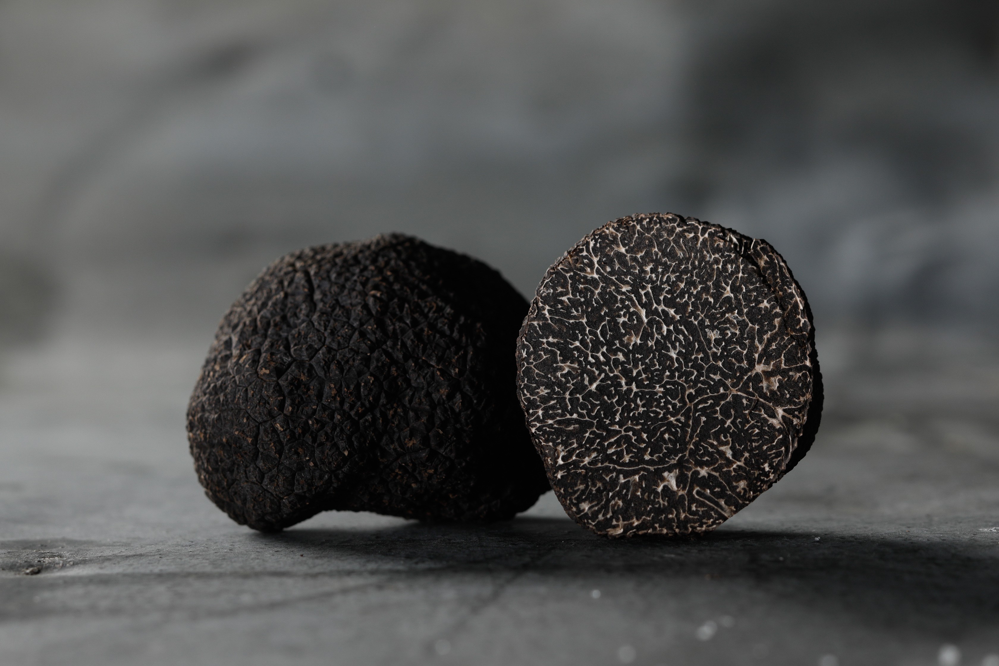 Les Foies Gras Lucien Doriath vous invitent à découvrir une sélection de truffes !